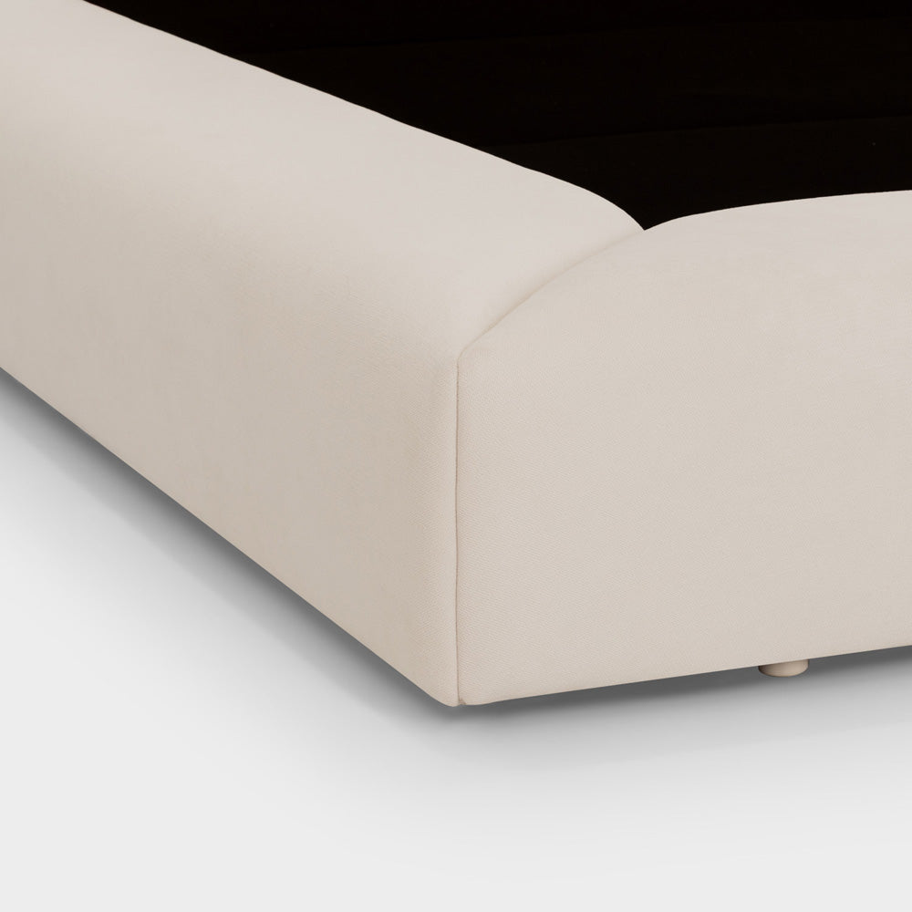 Leen Bed Beige