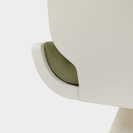 Kris Lounge Chair