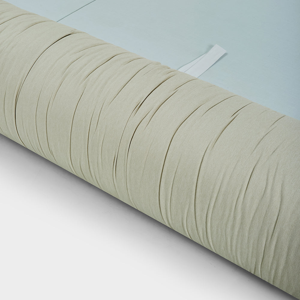 Larissa Bed