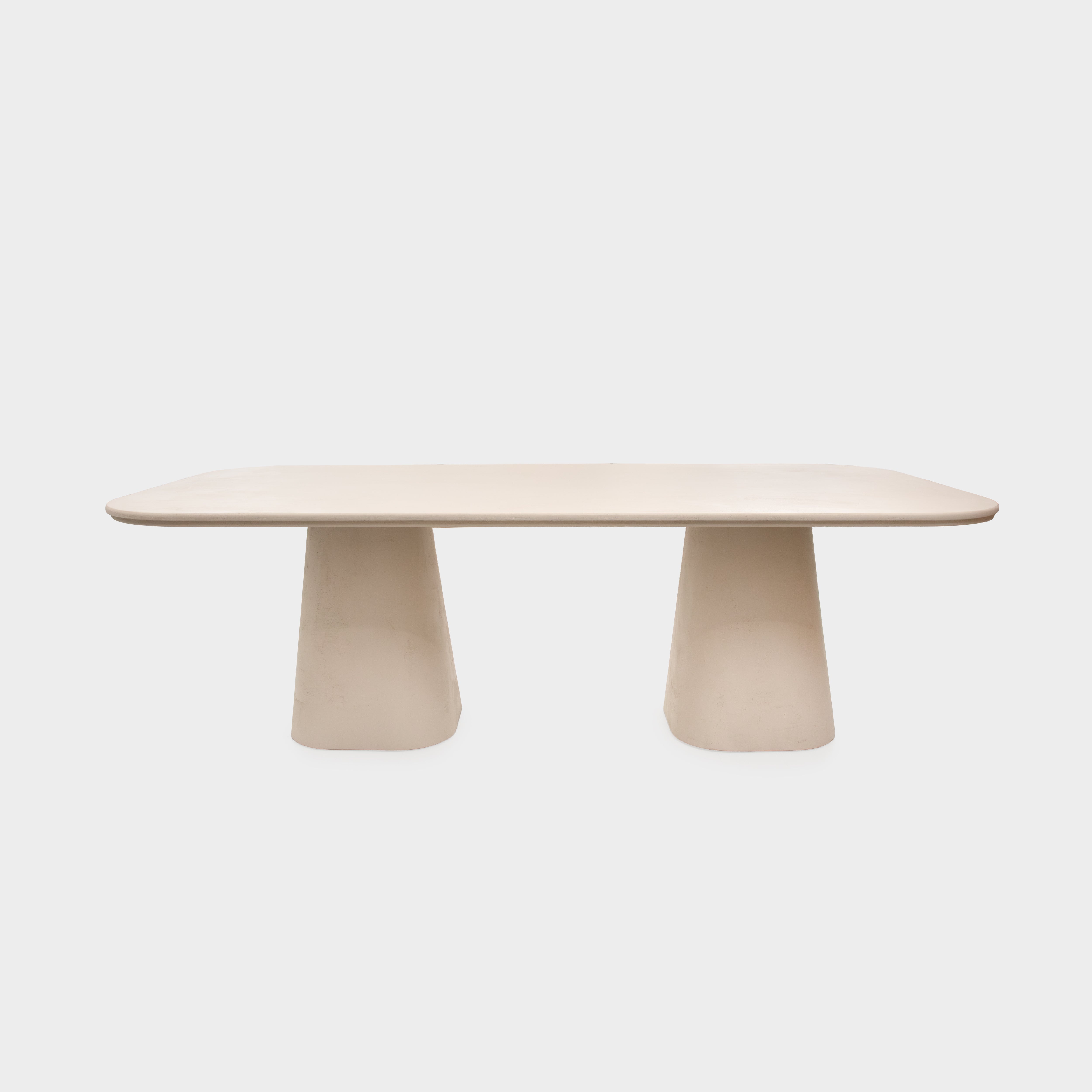 Mona Dining Table
