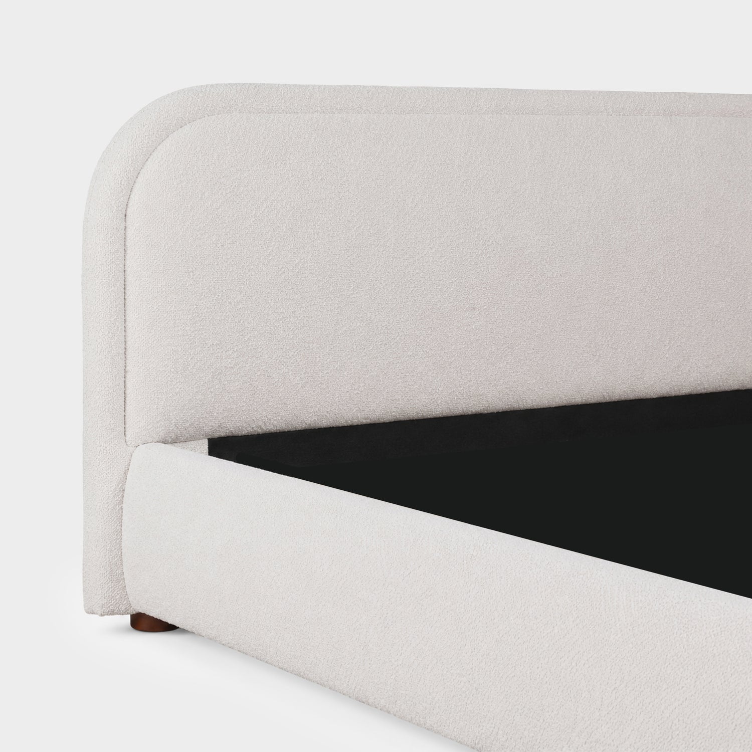 Lyn Bed King Off White